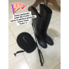 Botas, casco y fusta